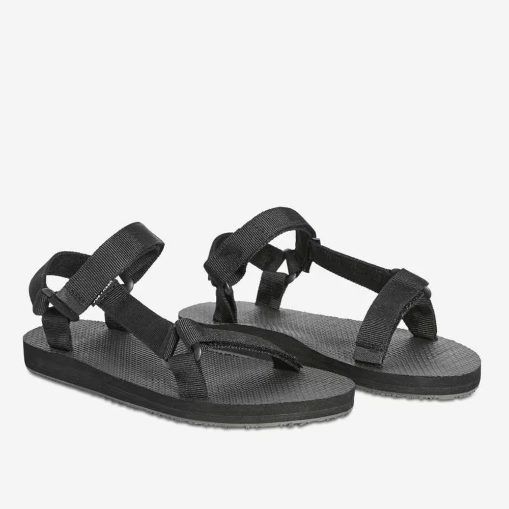 BNWOT Size 10 womens Joe Fresh sandals.